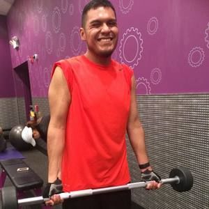 Meet your Posher, Misael